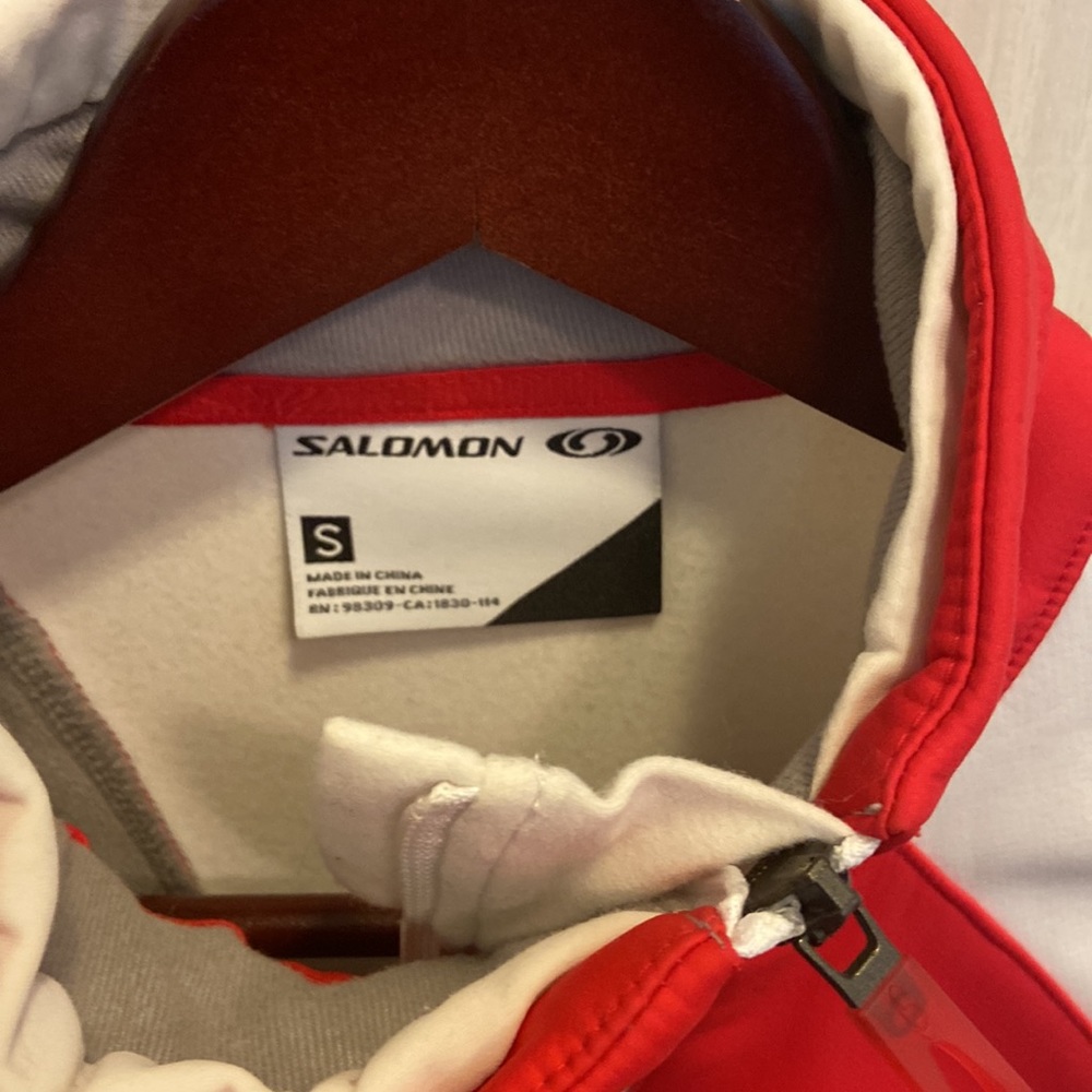 Salomon Shell size small - Picture 2 of 8